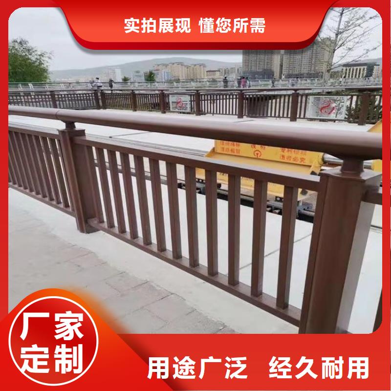 四川省实拍展现{展鸿}造型新颖的包厢桥梁护栏立柱