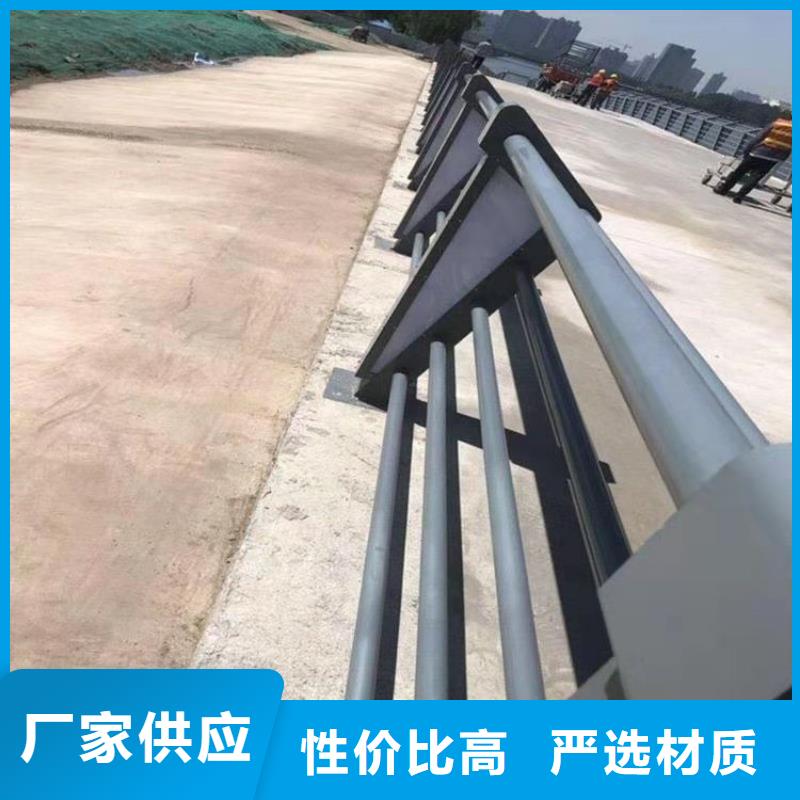 广西柳州本土市椭圆管喷漆防撞护栏厂家打造经典款式
