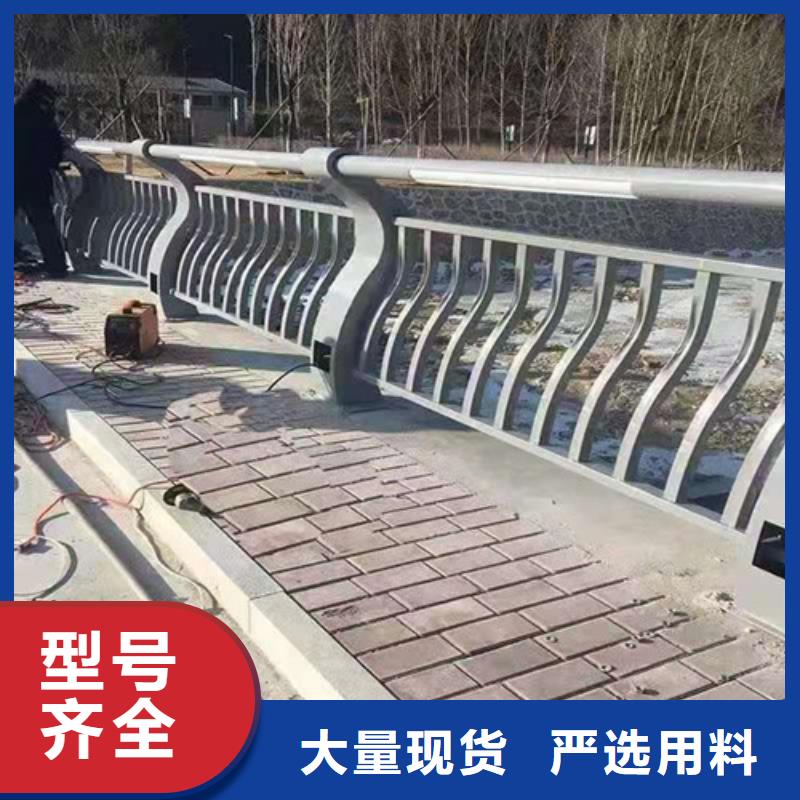 Q235B钢板立柱实力厂家山东桥梁护栏厂