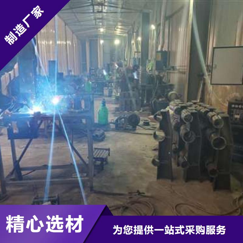 公路防撞护栏设计结实耐用